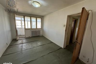 Apartament cu 3 camere decomandat în Fizicienilor