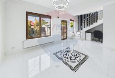 Casa / Vila cu 4 camere de vanzare in zona Est - 2