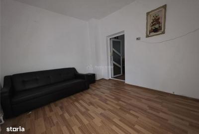 Casă cu 4 camere cu Teren 118 Mp în Dorobanți 2