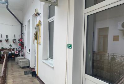 Garsonieră semidecomandată în Central - 1