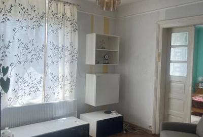 Casă cu Teren 930 Mp în Central