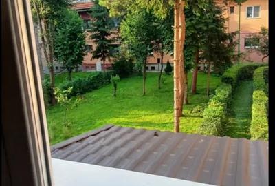 Apartament cu 2 camere decomandat în Astra