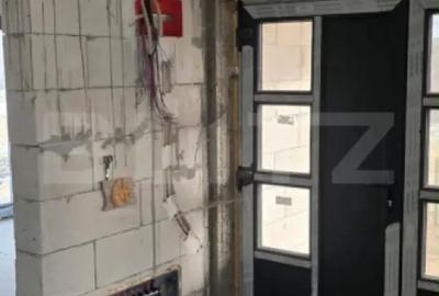 Casă cu 4 camere cu Teren 2460 Mp în Central