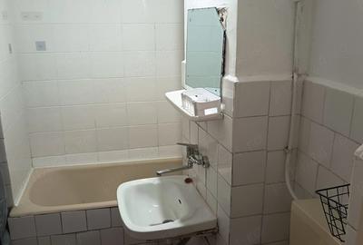 Apartament cu 2 camere decomandat în Ultracentral