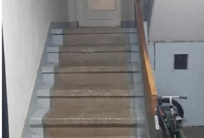 Apartament cu 3 camere decomandat în Central - 9