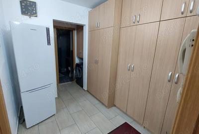 Apartament cu 2 camere decomandat+parcare in Rond Zimbru-Cofetaria A La Grec - 3