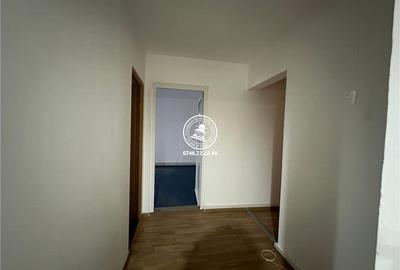 Spațiu comercial, de 70 mp, în Alexandru cel Bun - 2