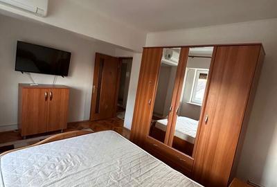 Apartament cu 3 camere decomandat în Exterior Vest - 4