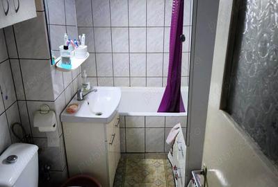 Vand apartament 2 camere Vand apartament 2 camere - 8