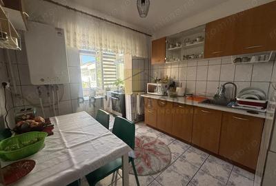 Vanzare Rapida! 3 camere Decomandat, Cug, Biserica Alba - 3