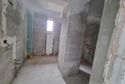 Apartament cu 3 camere decomandat în Central - 3