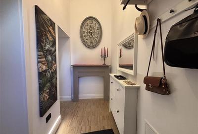Apartament 3 camere  2 bai + curte si parcare | 15 Noiembrie - 12