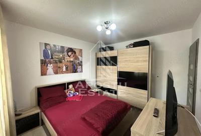 Apartament cu 3 camere semidecomandat, mobilat în Giroc - 8