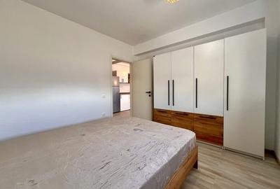 Apartament cu 2 camere semidecomandat, mobilat în Tractorul - 19