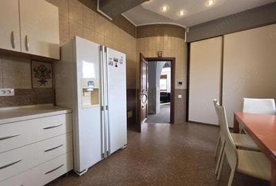 Casă cu 6 camere cu Canalizare în Domnești - 7