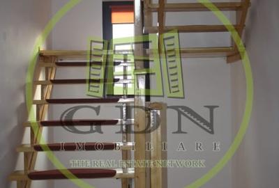 Hotel/Pensiune, de 305 mp, în Piața - 14