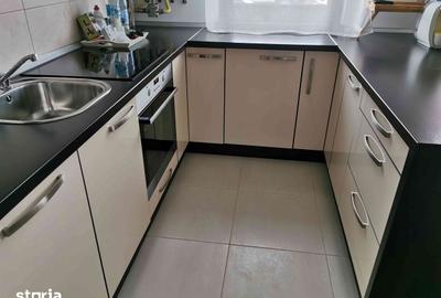 Apartament cu 2 camere decomandat, mobilat în Tractorul - 11
