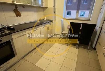 ? Apartament 3 camere de vânzare - Tătărași, Bloc Nou, Etaj Intermediar - 3
