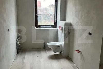Casă cu 7 camere cu Teren 984 Mp în Central - 13