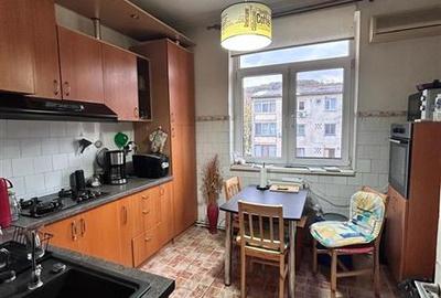 Apartament cu 3 camere decomandat în Luncă - 8