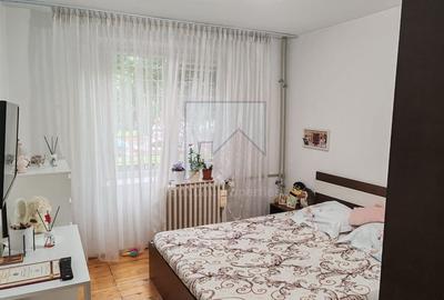 Vanzare apartament 4 camere - Rahova - str. Soldat Croitoru - 28