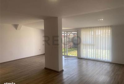 Spațiu comercial, de 79 mp, în Central - 5