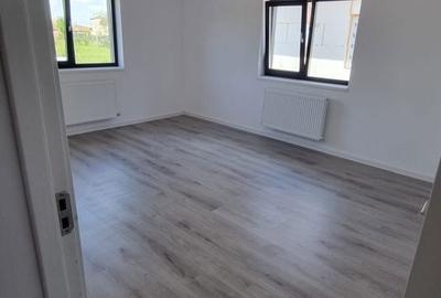 Casă cu 4 camere în Giarmata - 7