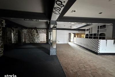 Spațiu comercial, de 770.59 mp, în Central - 3