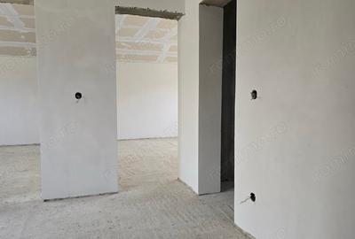 Casă cu 6 camere în Leșnic - 15