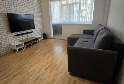 Apartament cu 2 camere semidecomandat în Berceni - 1
