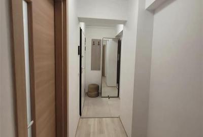 Apartament cu 2 camere decomandat, mobilat în Tractorul - 10