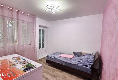 Casă cu 4 camere cu Teren 1011 Mp în Vânători - 1