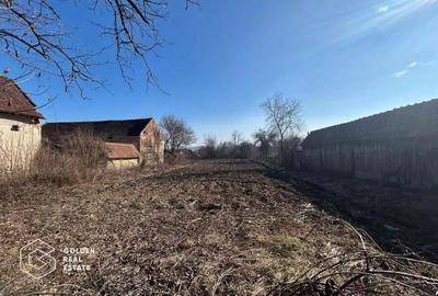 Teren generos de 2000 mp In Odvos, judetul Arad - 1
