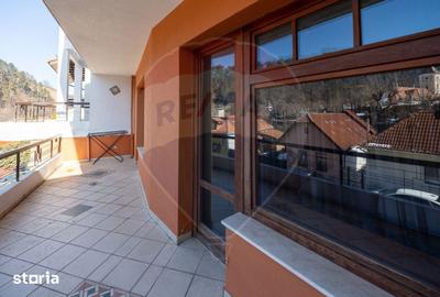Apartament cu 3 camere, mobilat în Schei - 12