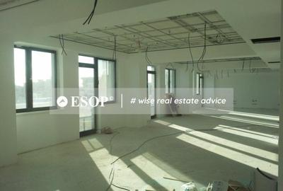 Spațiu comercial, de 940 mp, în Victoriei