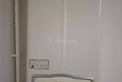 Apartament cu 2 camere semidecomandat în Micro III - 4