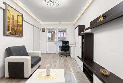 Spatiu de birouri modern, ultracentral, la parter - acces stradal - 1