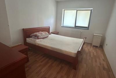 Apartament cu 2 camere decomandat în Podu Roș - 8
