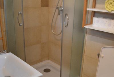 Busteni-Valea Alba-Casa de vacanta cu patru camere - 2