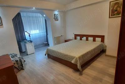 Apartament cu 2 camere decomandat în Central - 2