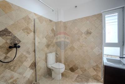 COMISION 0 | Birou modern si luminos la casa cu gradina privata - 15