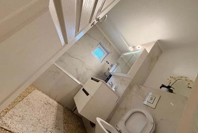 Apartament cu 3 camere decomandat în Dâmbovița - 2