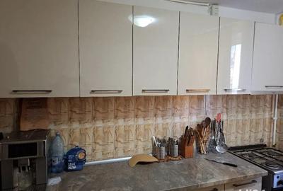 Apartament cu 4 camere nedecomandat în Motru - 5