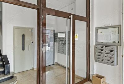 Garsonieră decomandată în Romană - 12