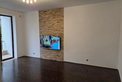 Ap 3 camere in vila (2/2), Pajura . Garaj la demisol. - 11