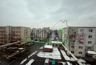 Garsonieră semidecomandată, mobilată în Tractorul - 5