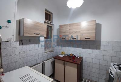 Fara comision! 3 camere 76 mp, pod 80 mp, cota parte din curte, ultracentral - 5