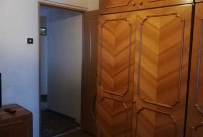 Apartament cu 3 camere decomandat în Calea București - 2