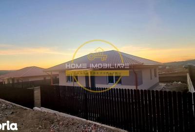 Casă cu 4 camere cu Teren 450 Mp în Central - 2