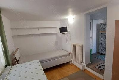 Garsonieră semidecomandată în Central - 7
